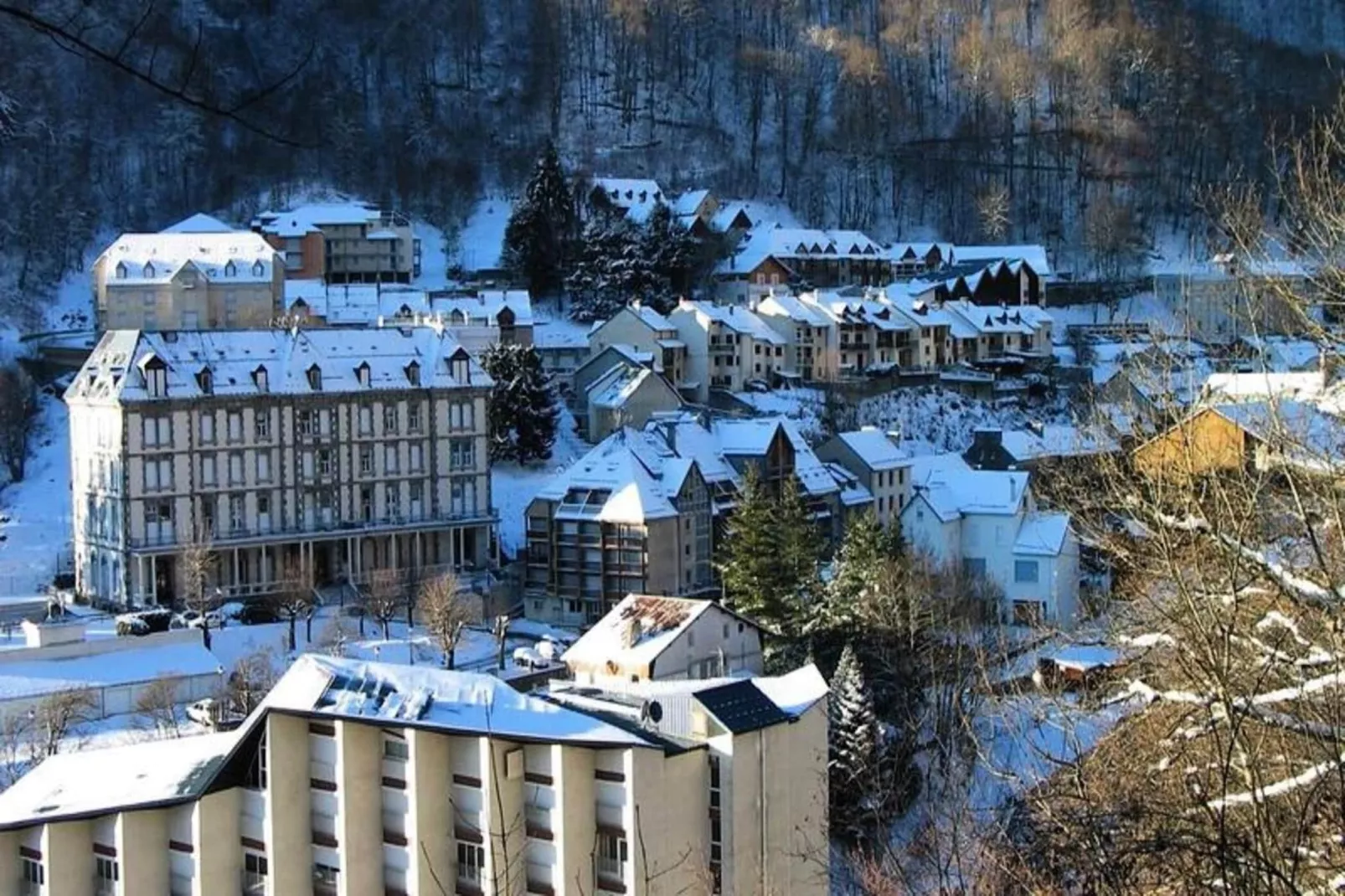 Résidence Artigalas-Buitenkant zomer