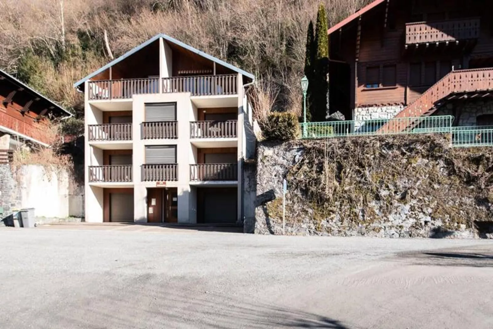 Résidence Les Gentianes-Buitenkant zomer