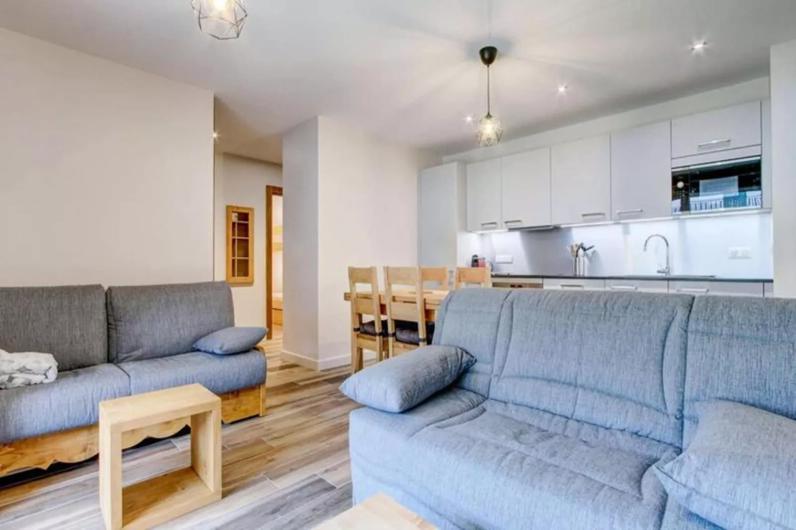 Résidence Le Lapia-Buitenkant zomer