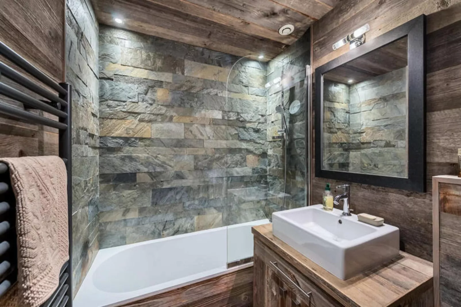 Résidence Amethyste-Badkamer