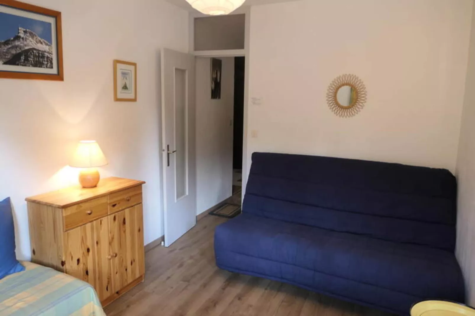 Résidence Castel Des Roches A-Buitenkant zomer