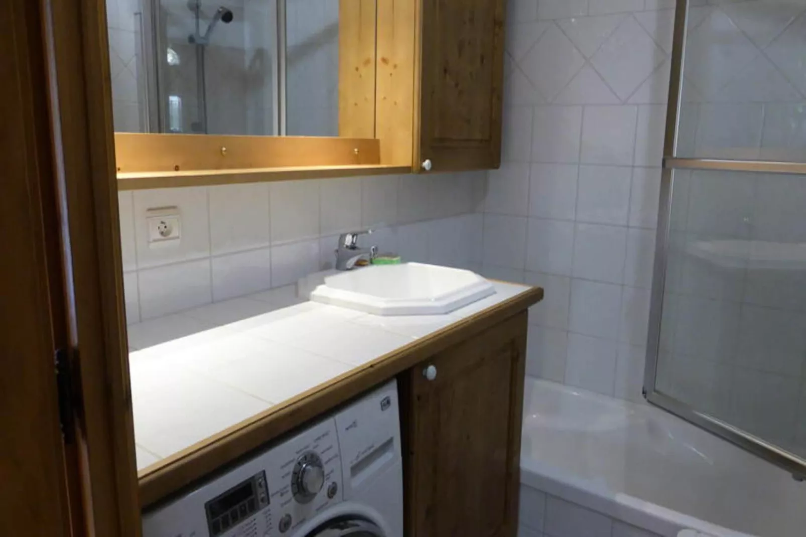 Résidence Les Carlines-Buitenkant zomer