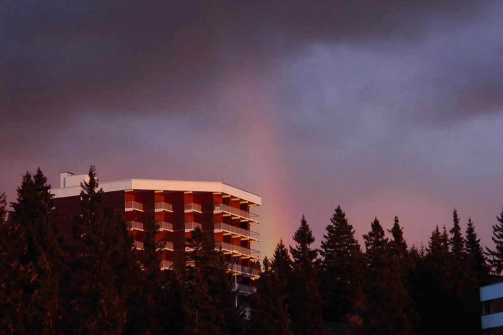 Résidence Les Balcons A-Buitenkant zomer