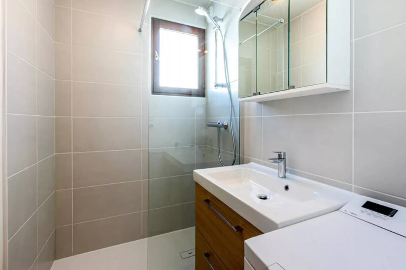 Résidence Mont-fernuy-Badkamer