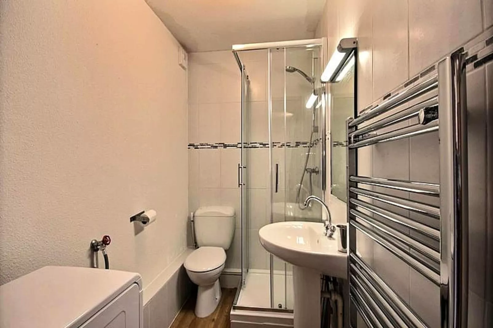 Appartements à Saint Jean d'Aulps-Badkamer