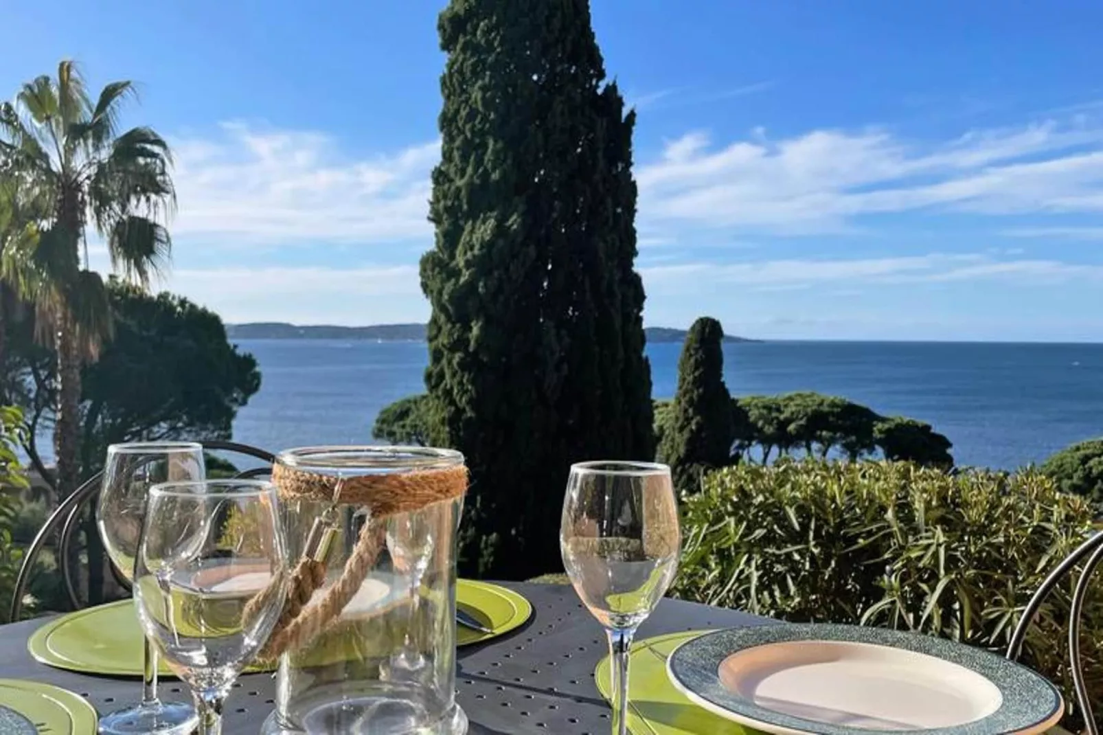 Résidence Le Clos De La Madrague-Uitzicht zomer