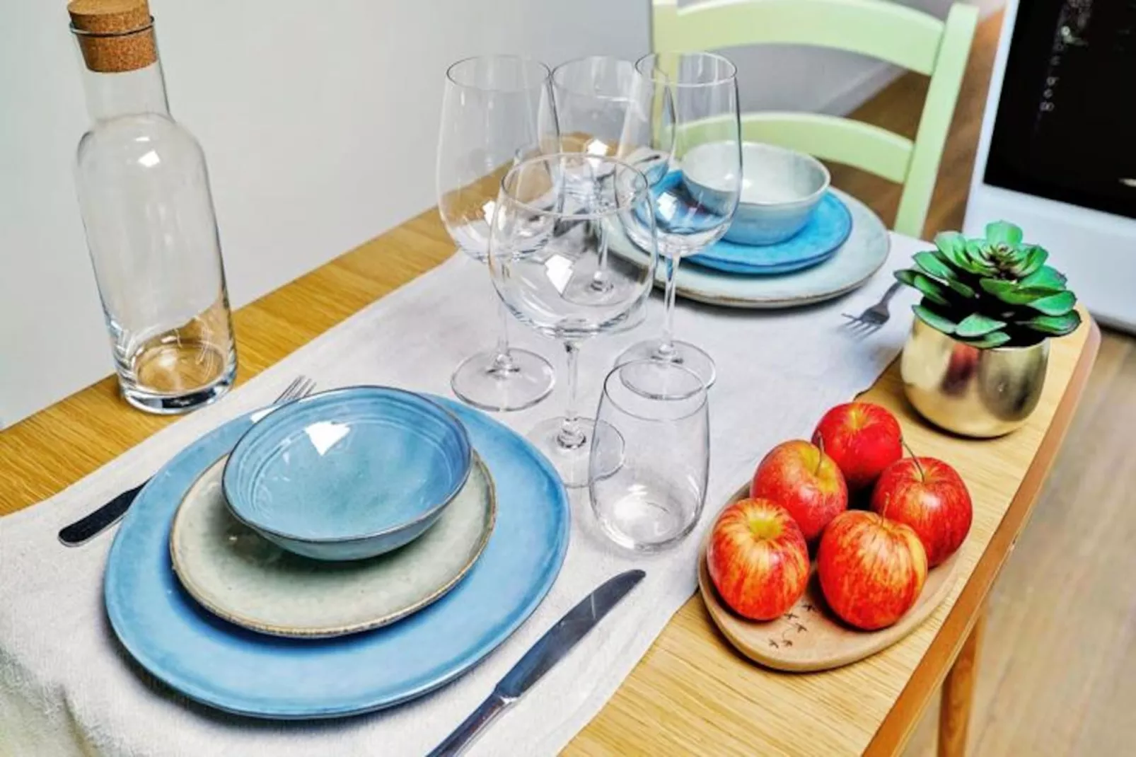 Appartement L&rsquo;hirondelle | Les Nids De La Diane-Image-tags.