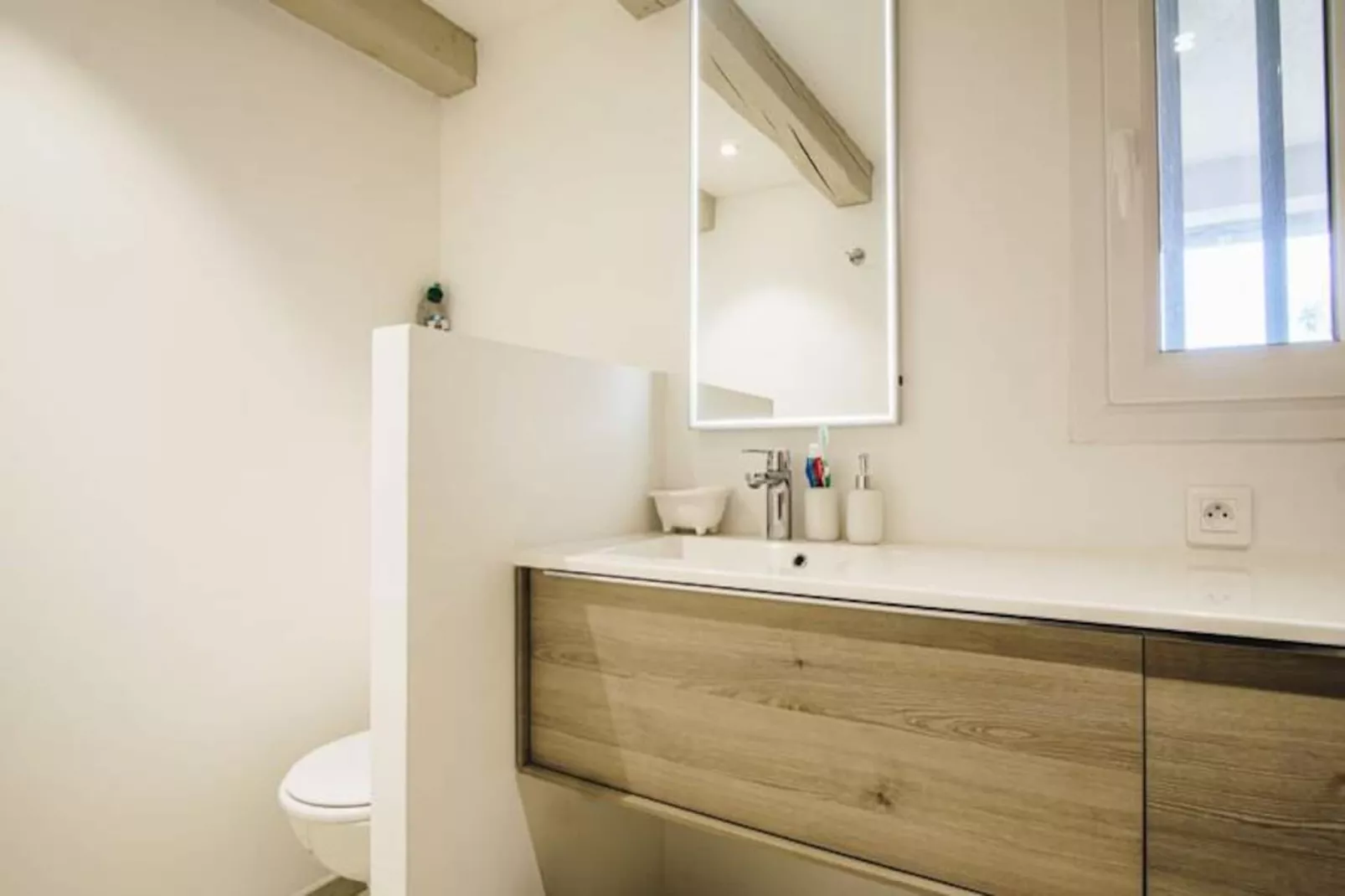 Magnifique Propri&eacute;t&eacute; Avec Vues Panoramiques Et Piscine Priv&eacute;e-Image-tags.