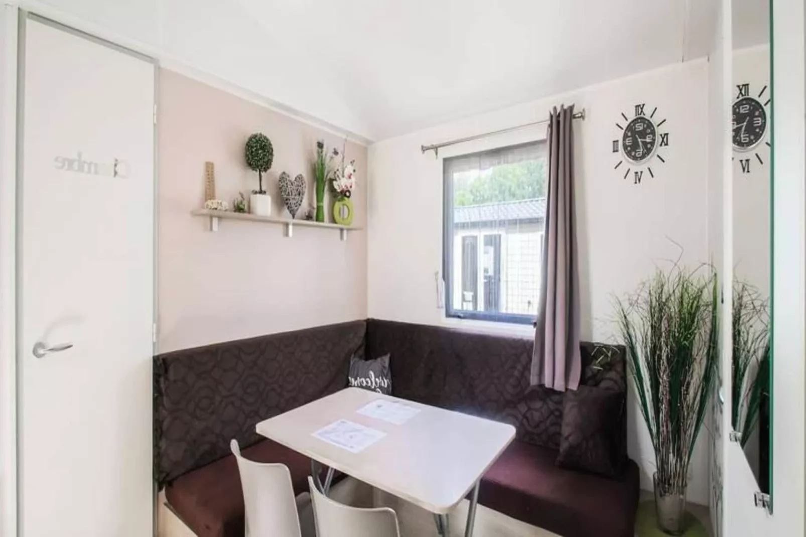 Mobil-home 6 pers. avec accès piscine et complexe aquatique-Buitenkant zomer