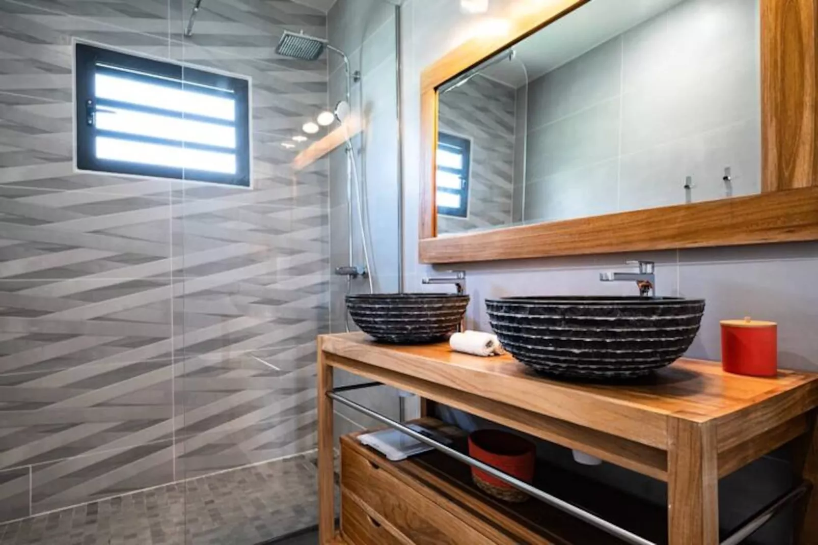 Villa Faustine-Image-tags.