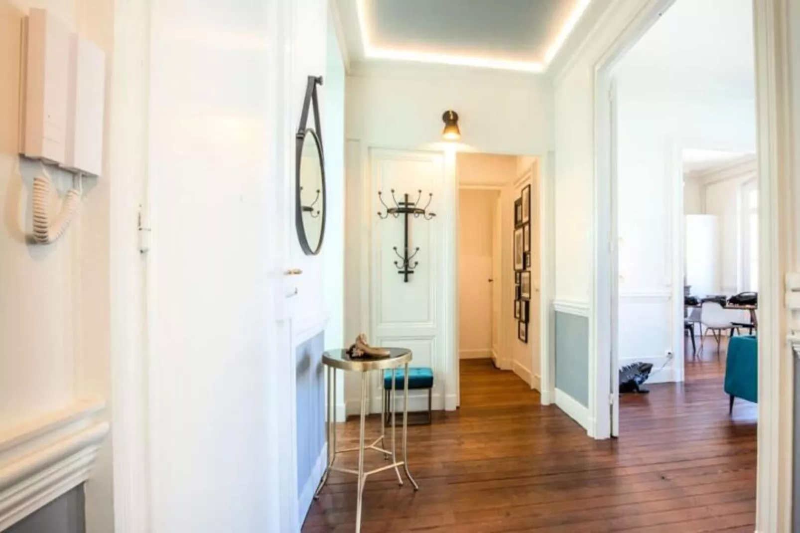 Appartement De Haut Standing Pour 6 Situ&eacute; Au Coeur Du Centre Historique-Woonkamer