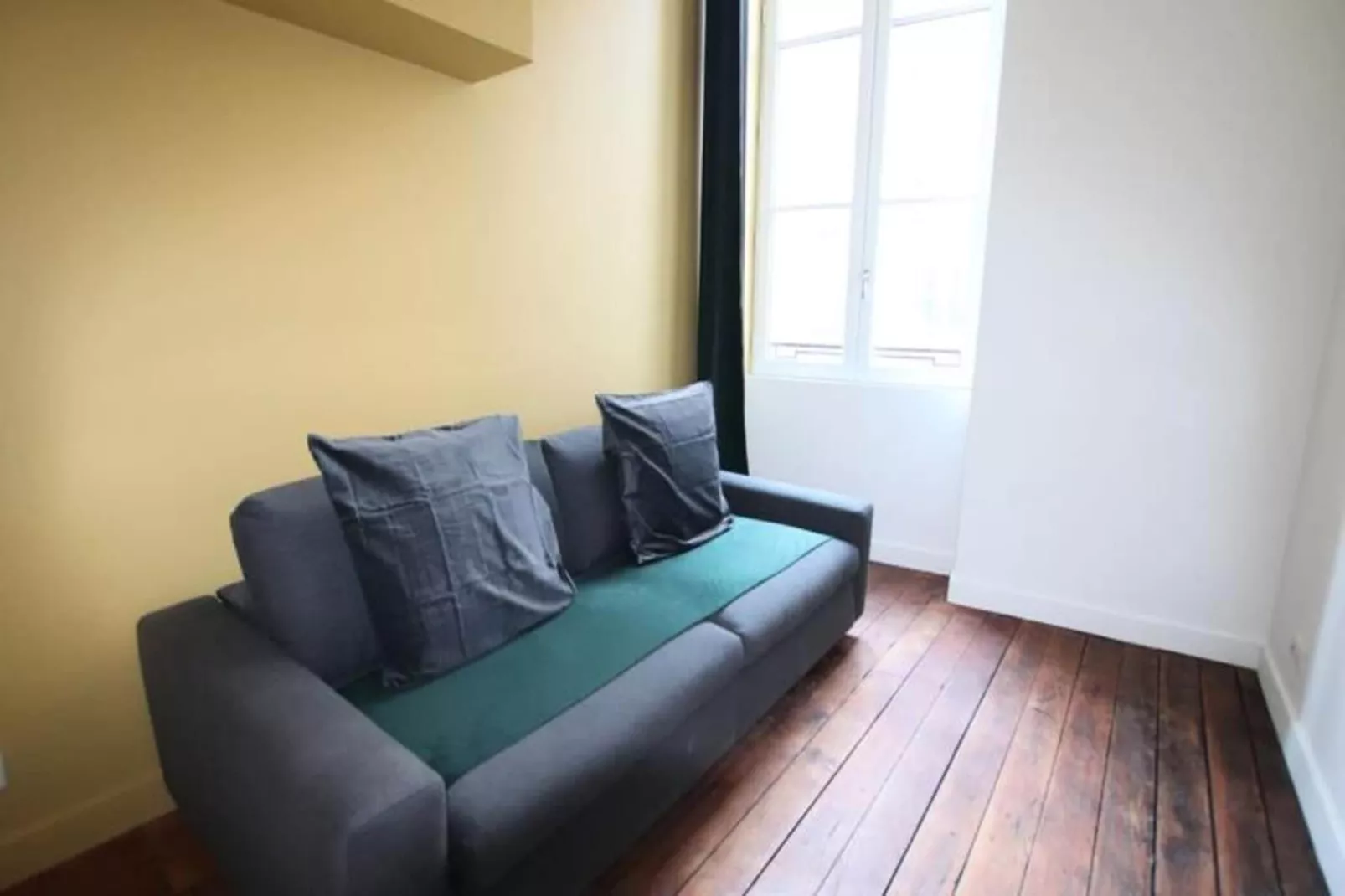 Charmant Et Rayonnant Appartement De 55 M&sup2; Situ&eacute; Dans Le Coeur De Bordeaux-Slaapkamer