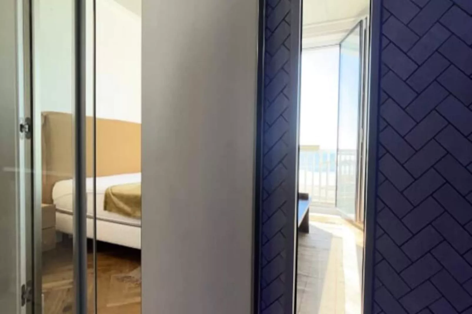 Maison R&eacute;gent & Spa - Un Si Bel Horizon-Image-tags.