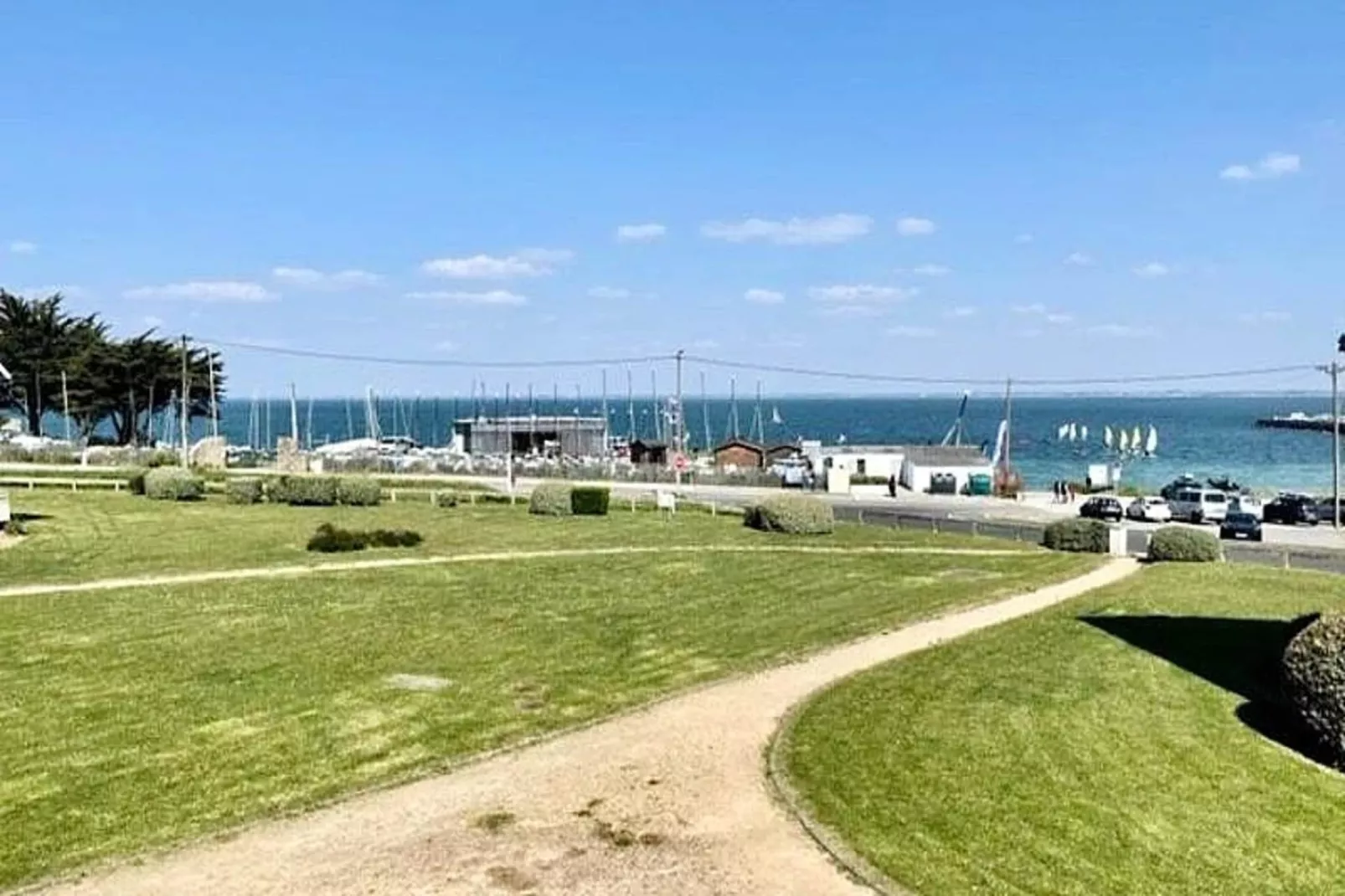 Résidence Adal D'arvor-Uitzicht zomer