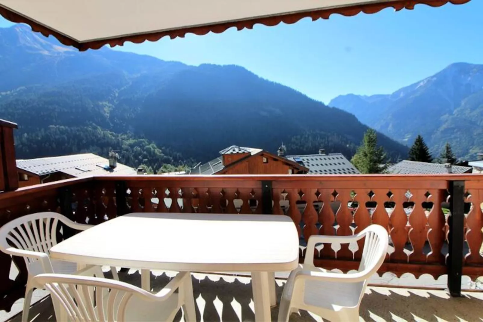 Résidence Le Chardonnet-Image-tags.