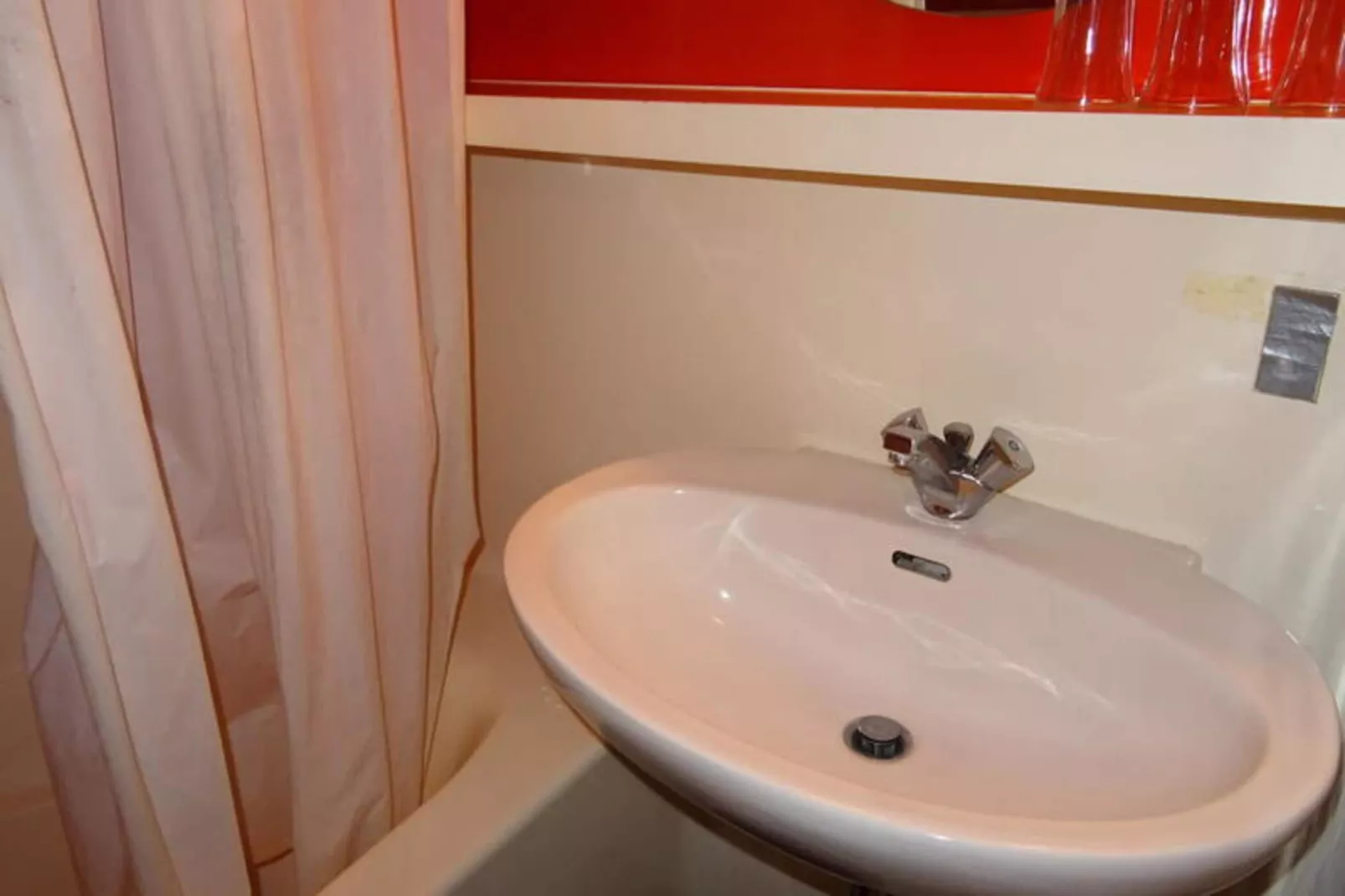 Résidence Belles Challes - Buitenkant zomer