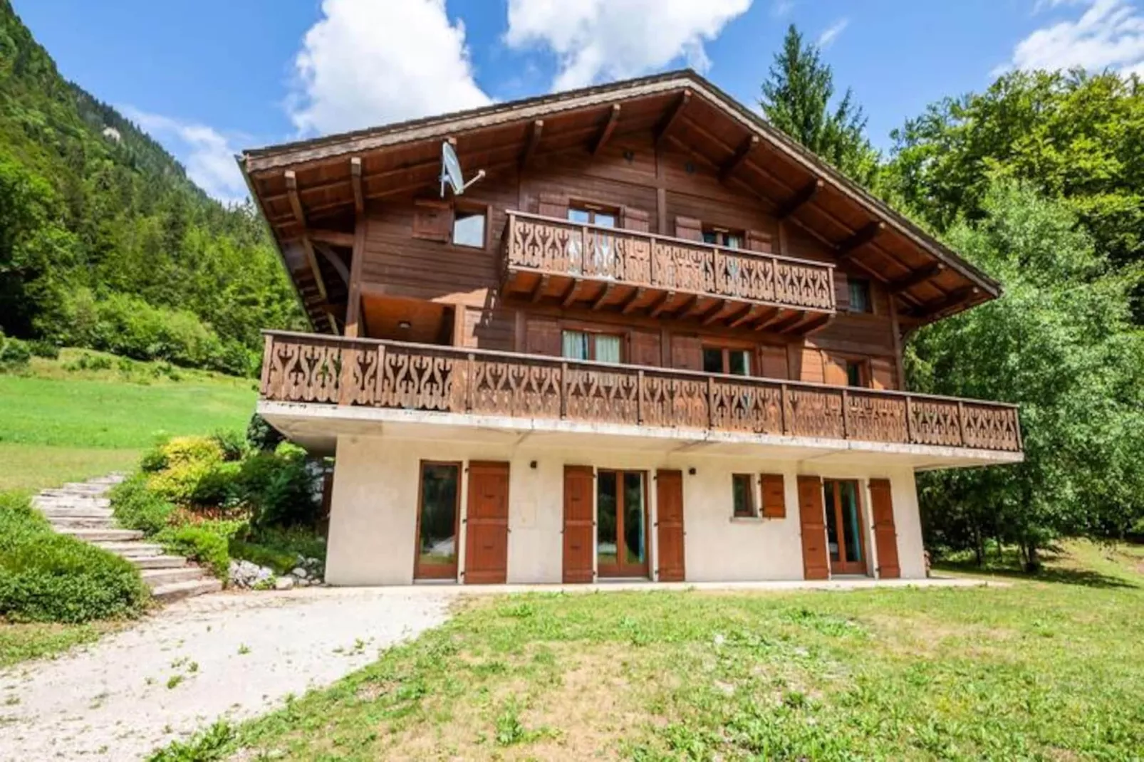 Chalet Clairvaux-montriond-Image-tags.