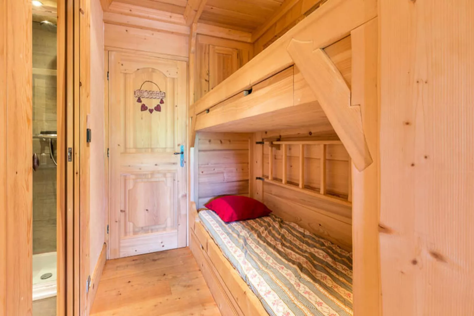 Résidence Aiguille Verte-Buitenkant zomer