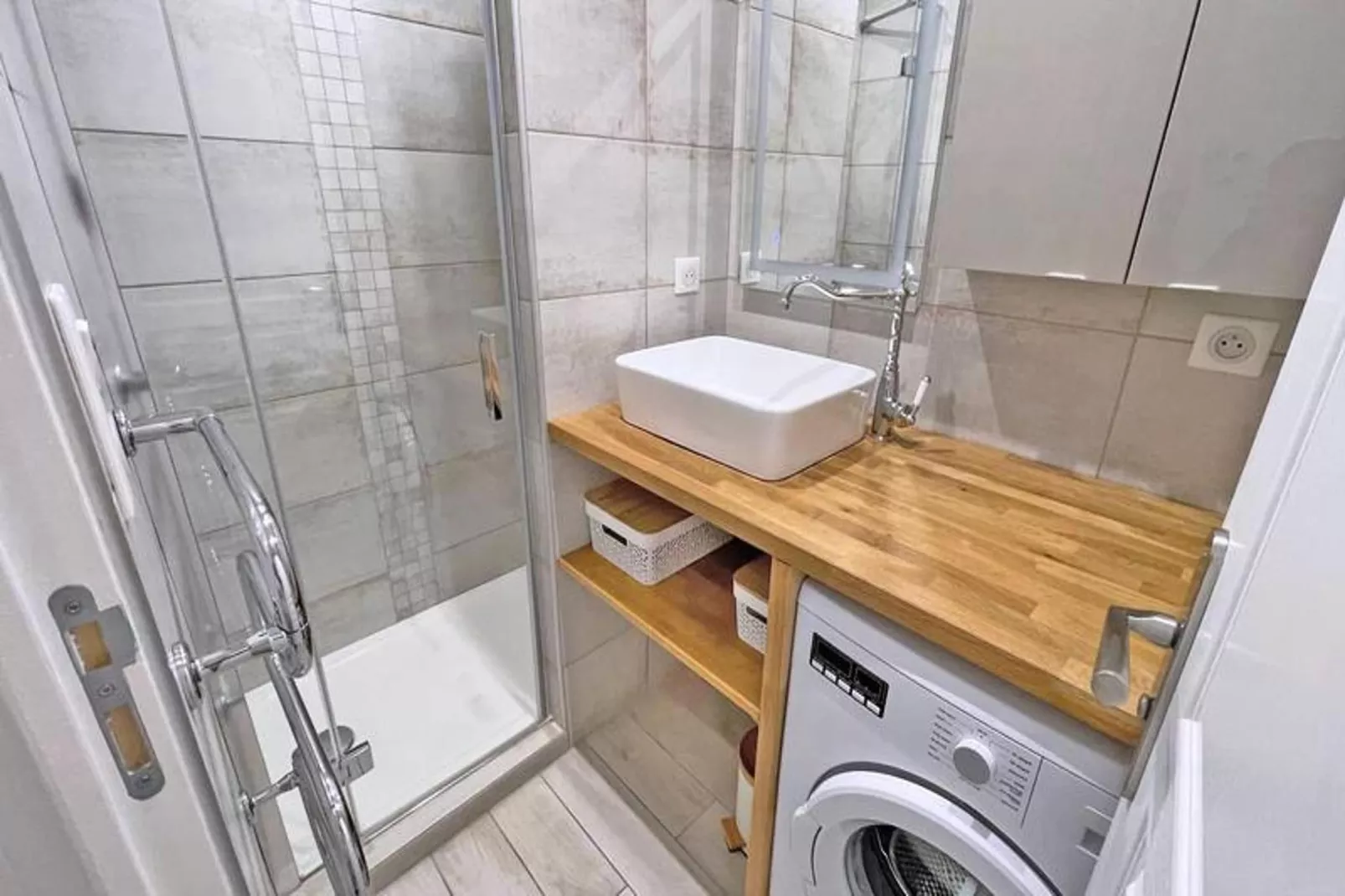 Résidence Golfe Bleu-Badkamer