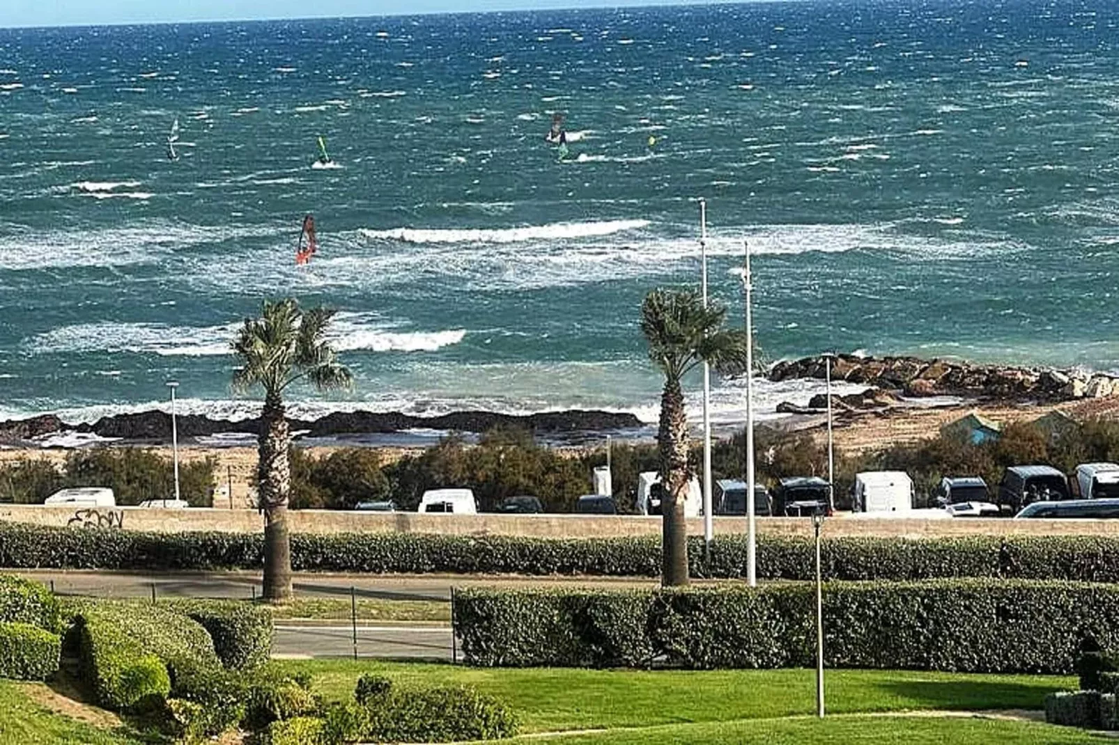 Résidence Morieres B-Uitzicht zomer