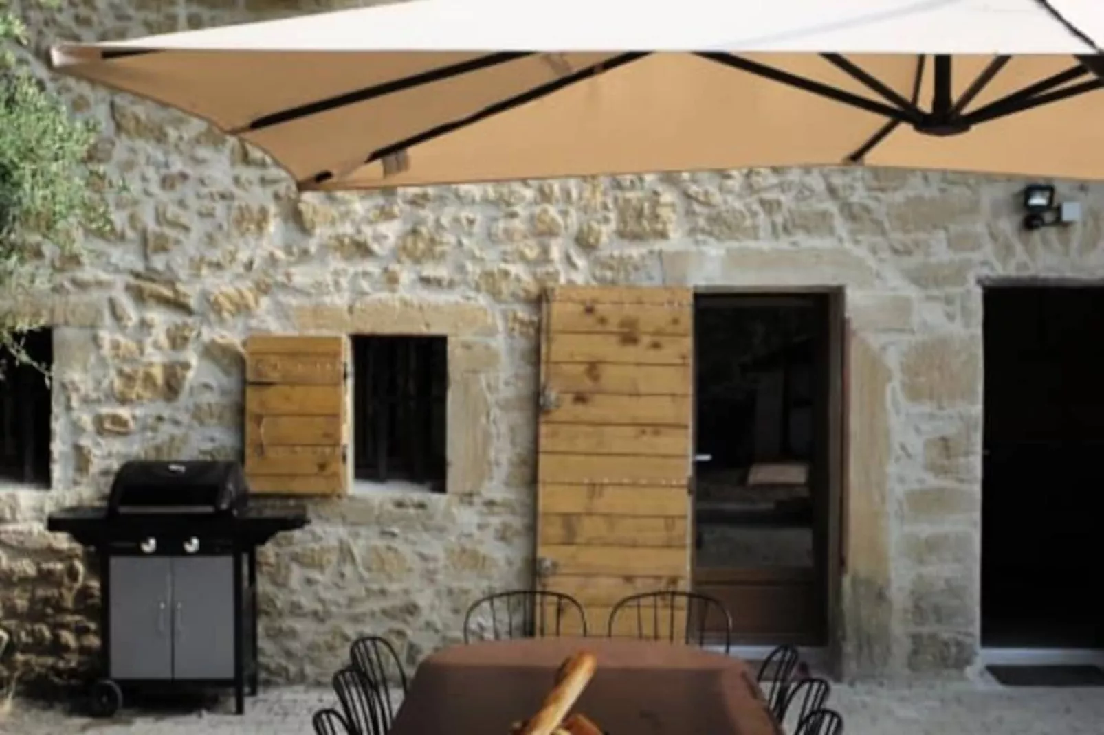 Vivez L'authenticit&eacute; &agrave; La Maison "au Pied Des Vignes"-Image-tags.