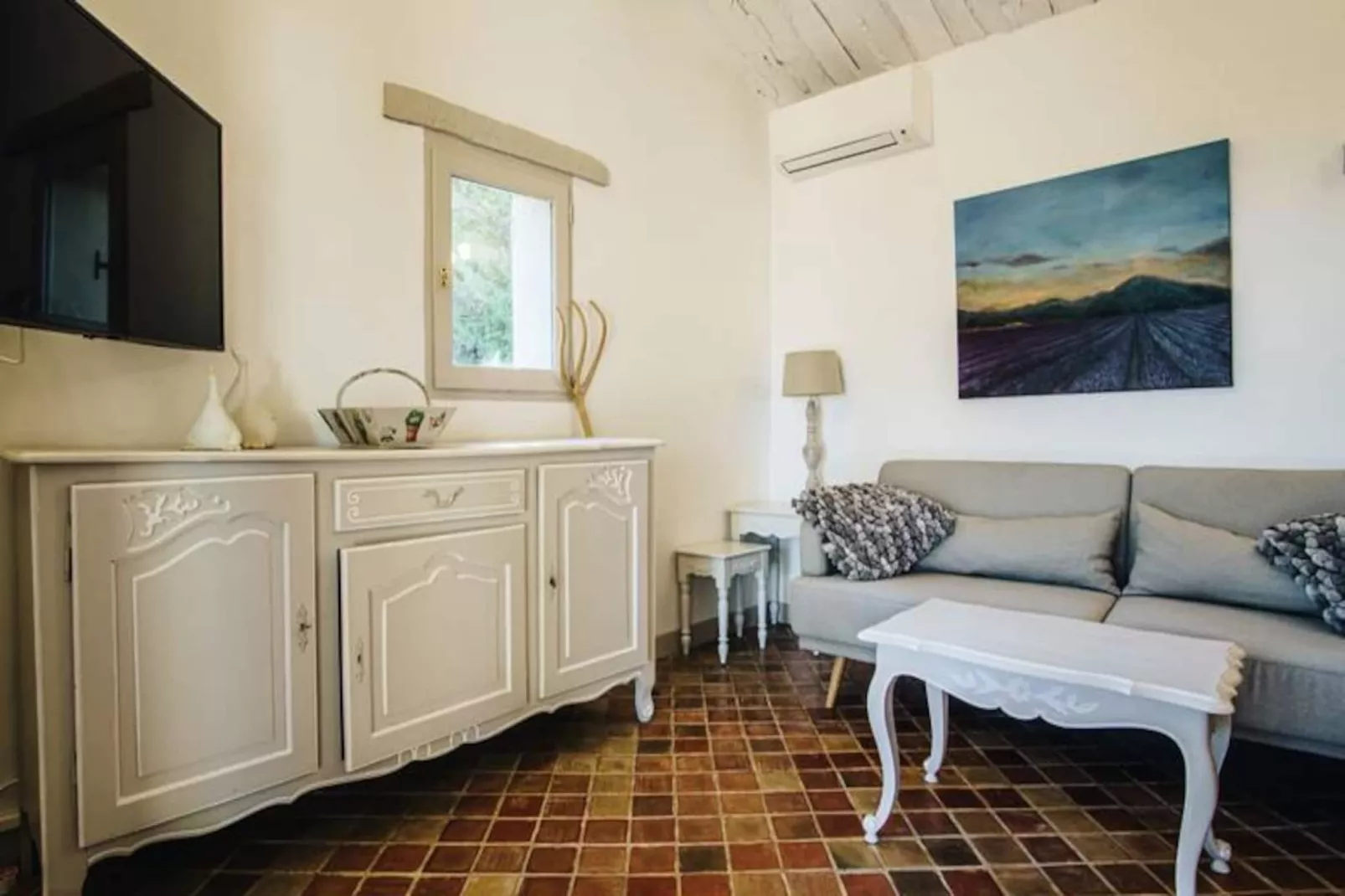 Magnifique Propri&eacute;t&eacute; Avec Vues Panoramiques Et Piscine Priv&eacute;e-Image-tags.