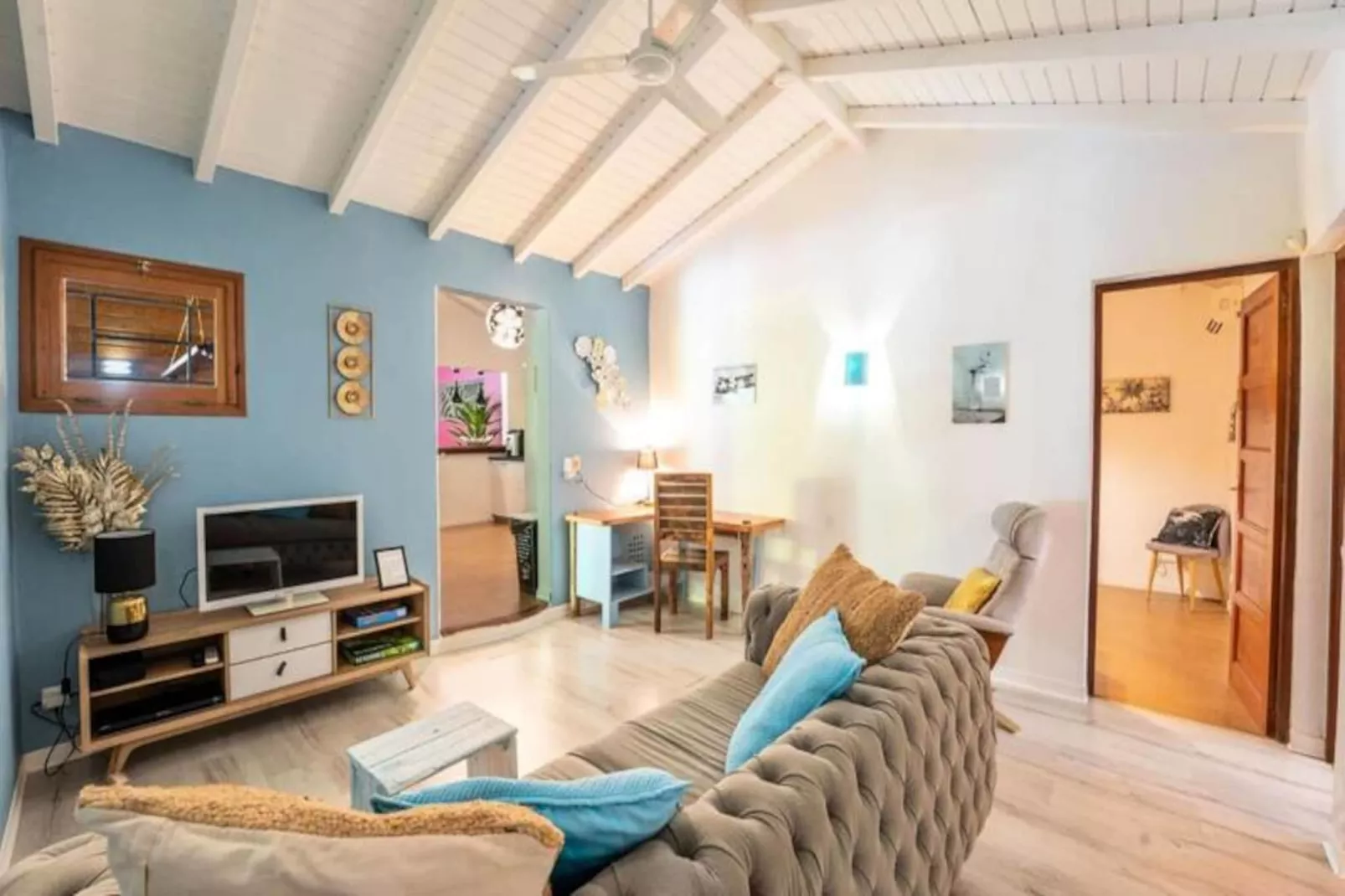 Villa Ma Vie La-Image-tags.