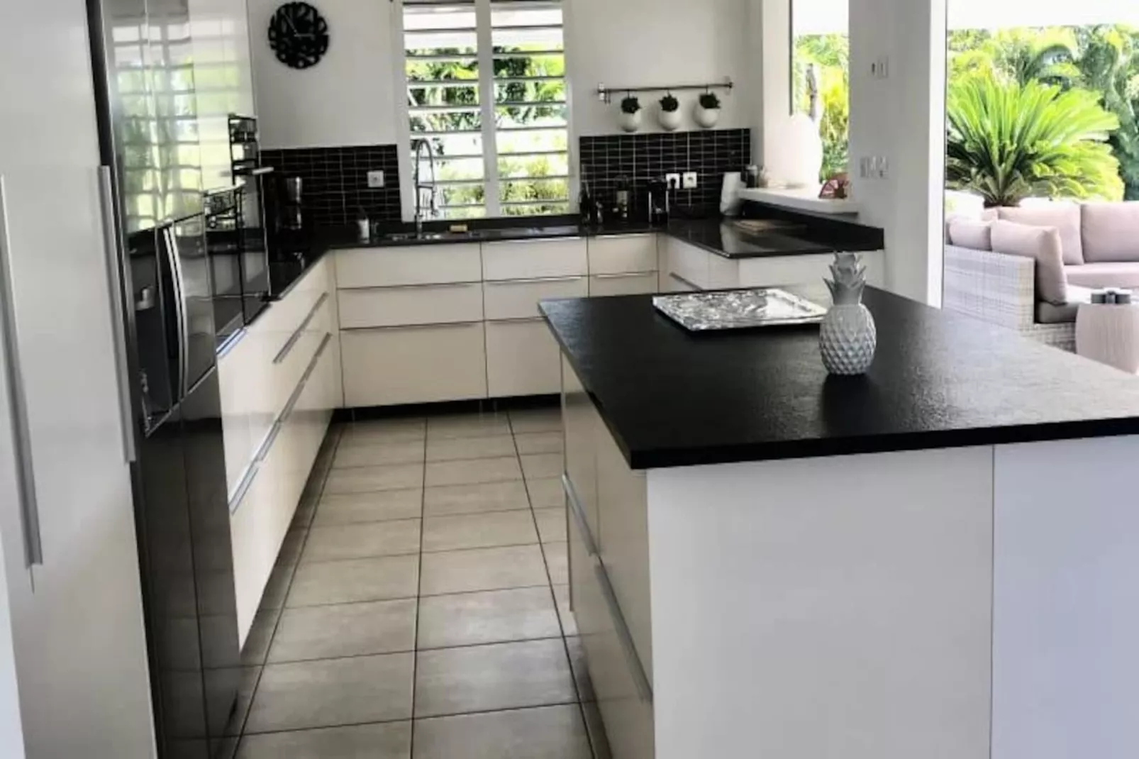 Villa Arbre Du Voyageur-Image-tags.