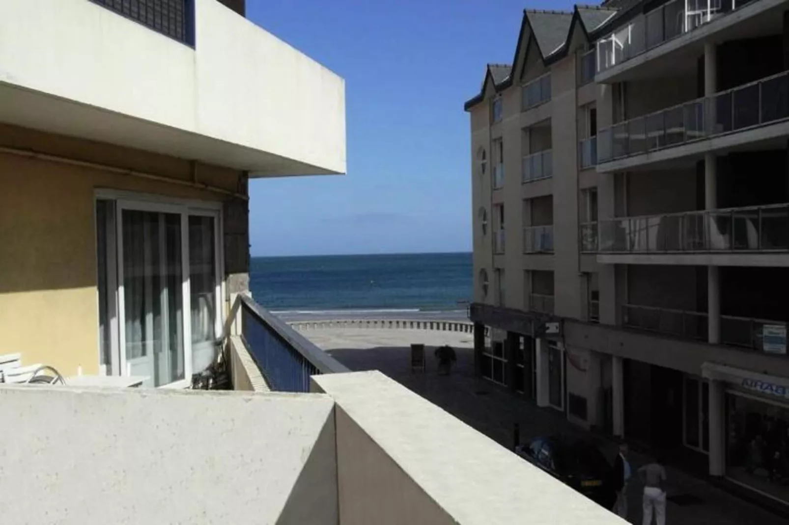 Résidence Casino-Buitenkant zomer