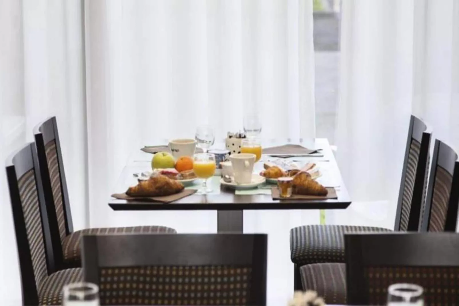 Néméa Appart'Hôtel Toulouse Saint Martin***-Buitenkant zomer