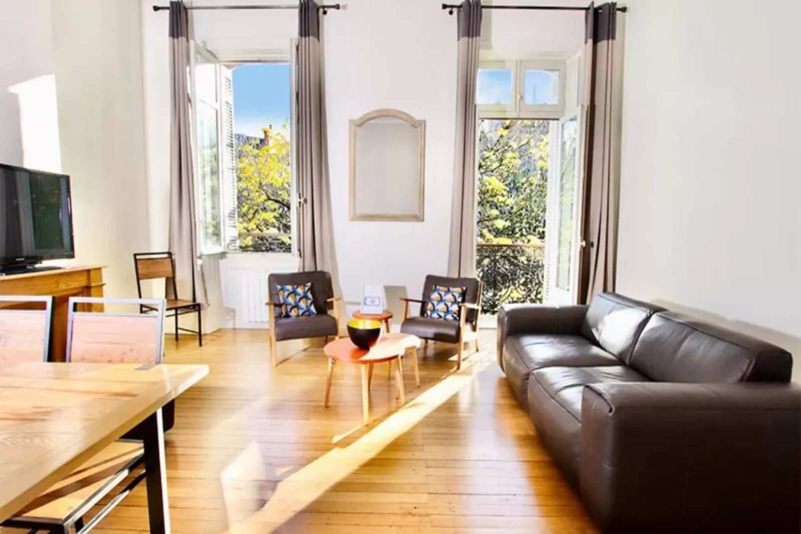 Magnifique Et Lumineux T3 De Charme Aux Quinconces Id&eacute;al Pour 4 Personnes-Sfeer