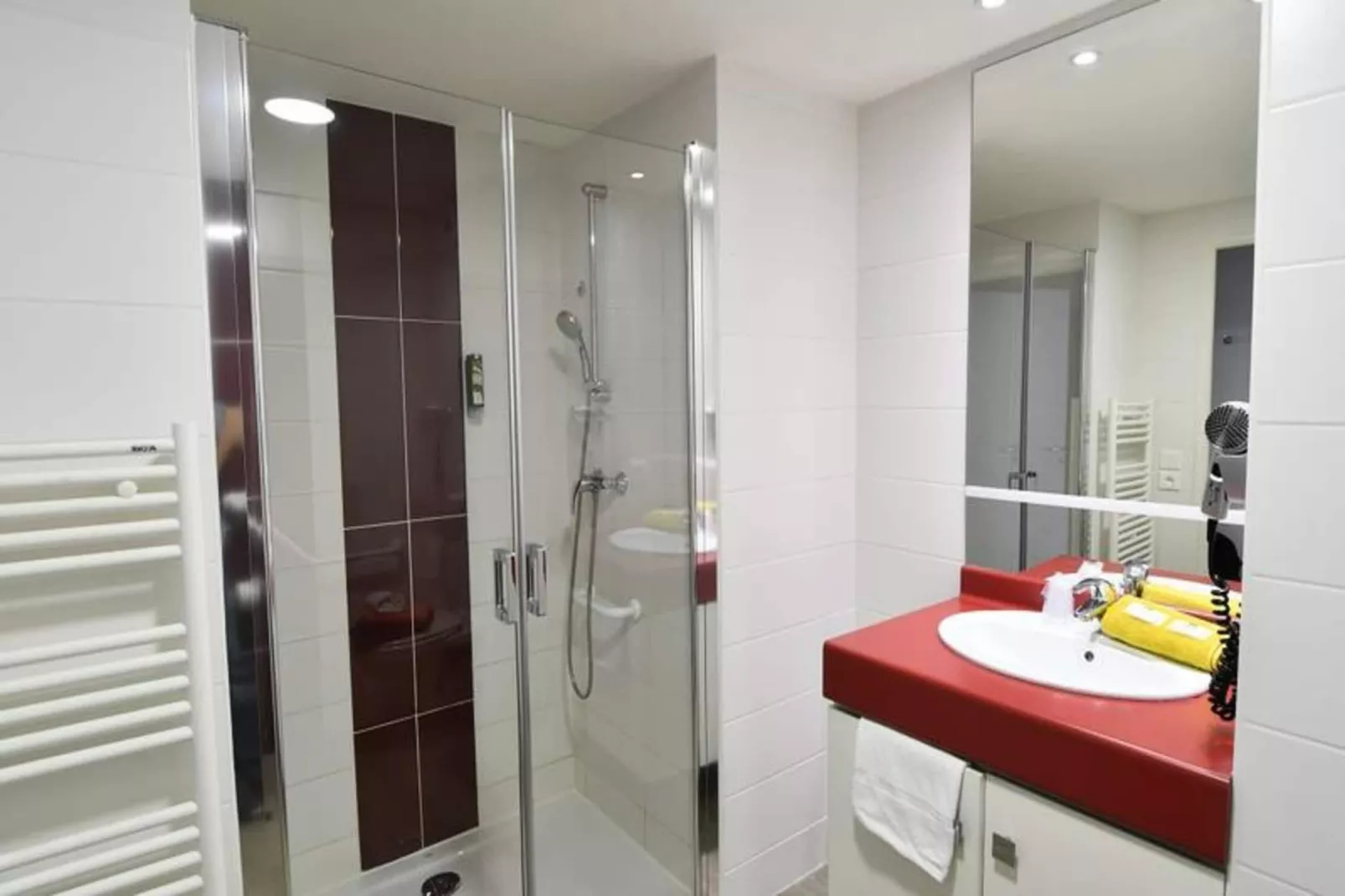 Appart'Hôtel Mer & Golf Bordeaux Bassins à Flot***-Badkamer