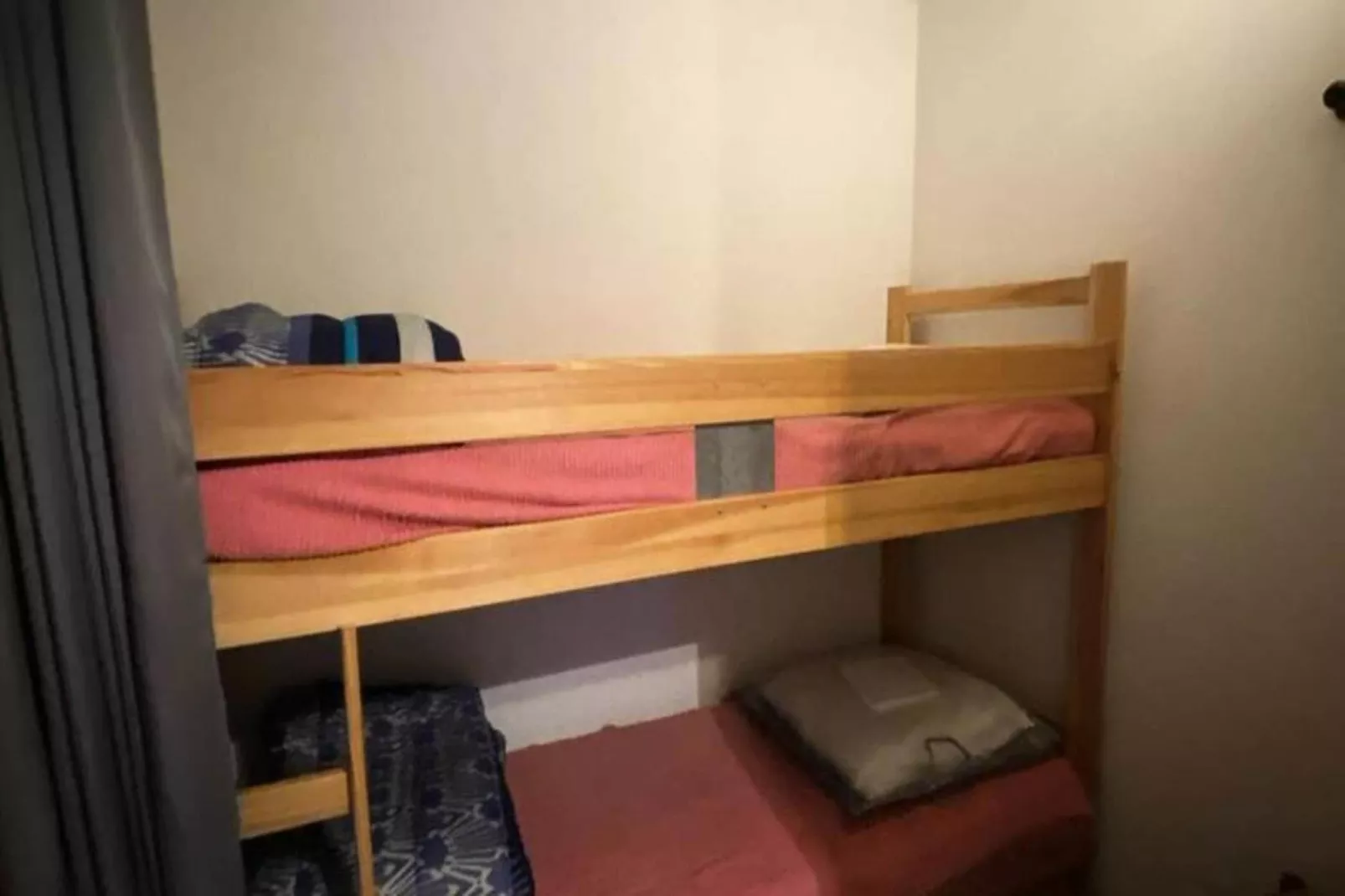 Résidence Astazou-Buitenkant zomer