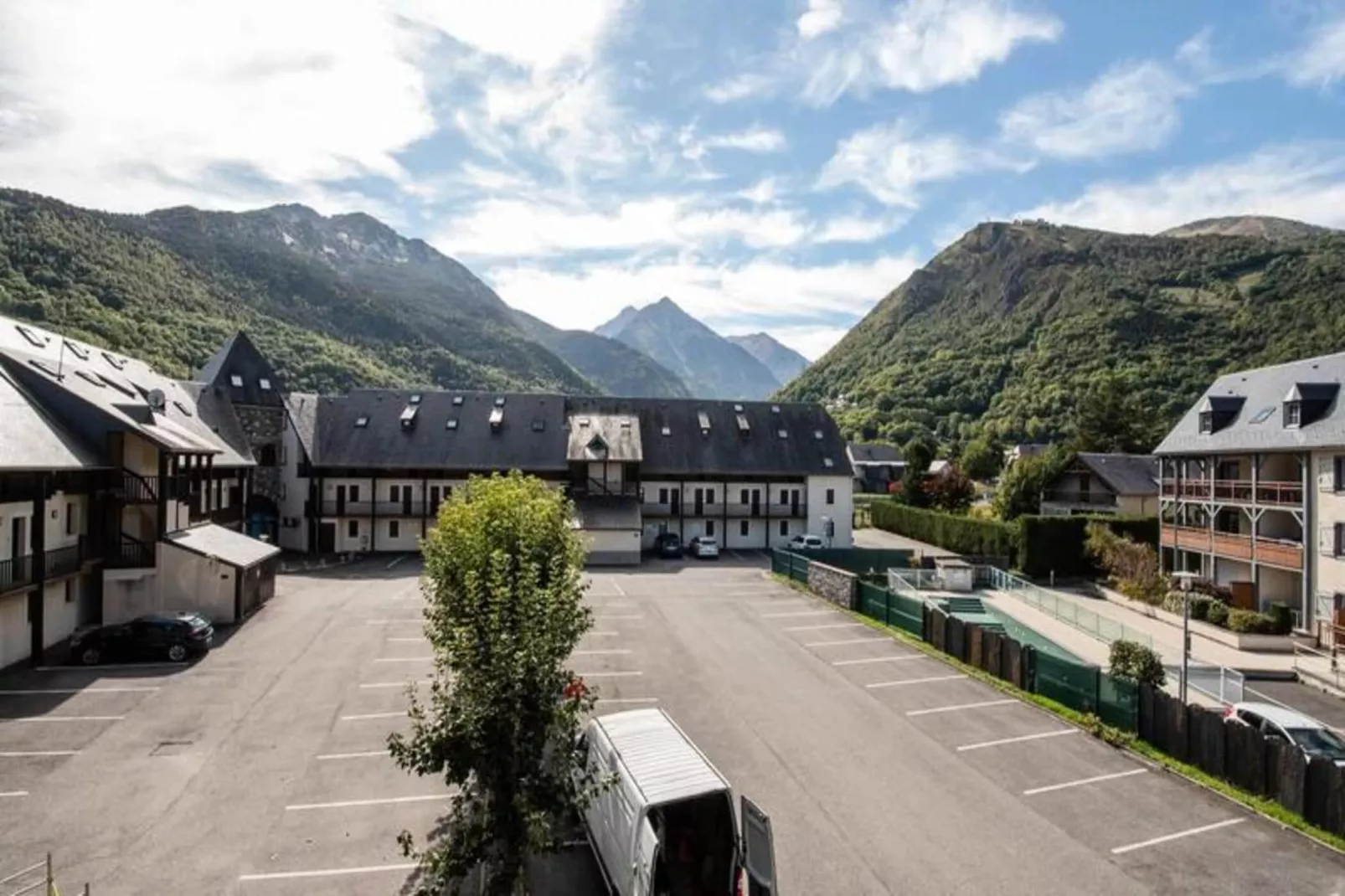 Résidence Village Des Thermes-Uitzicht zomer