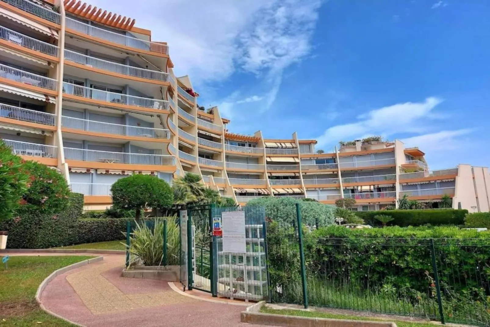 Résidence Odalys Le Lotus Blanc ***-Gebieden zomer 1km