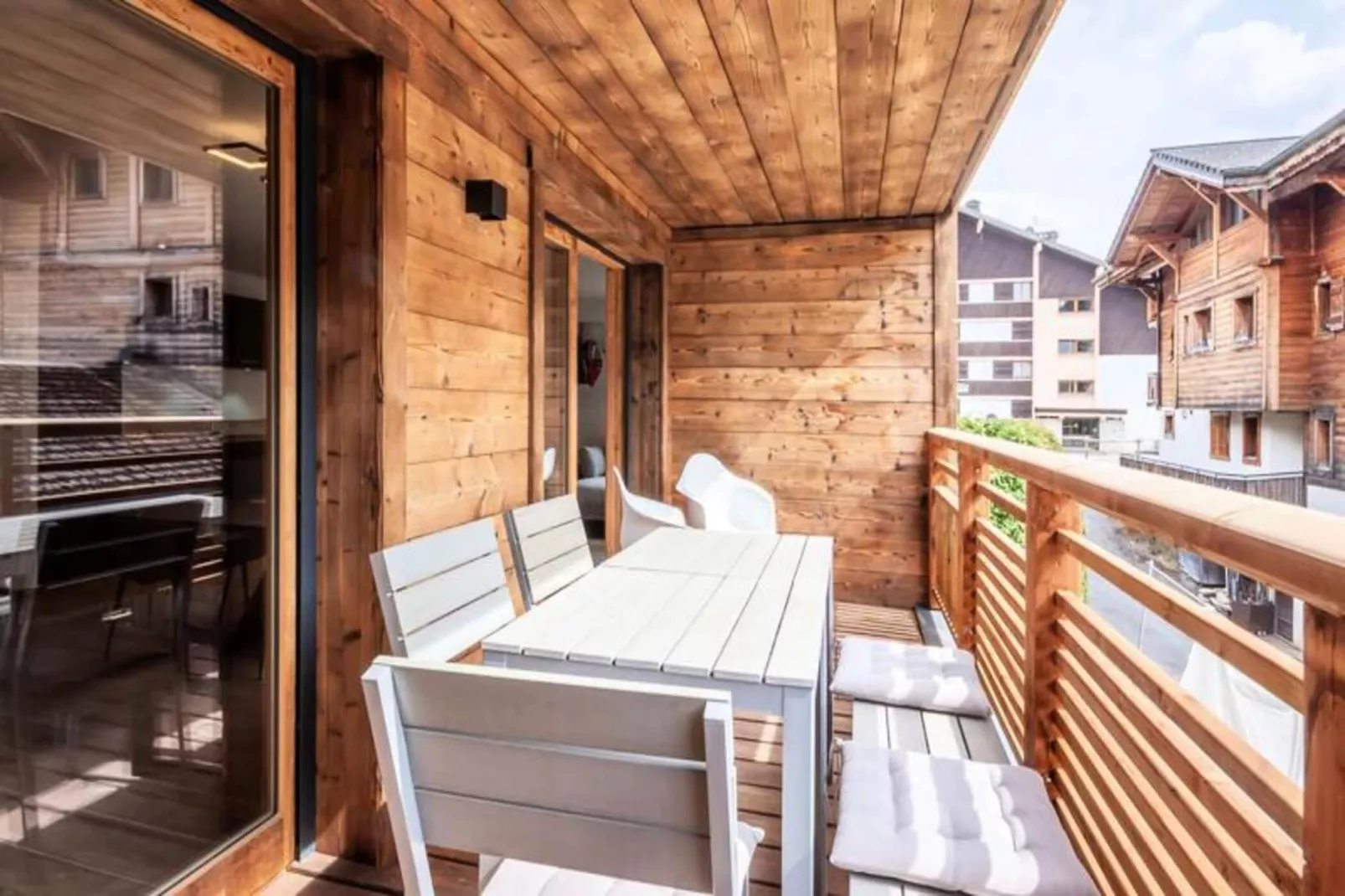 Résidence Echo Du Pleney - Buitenkant zomer