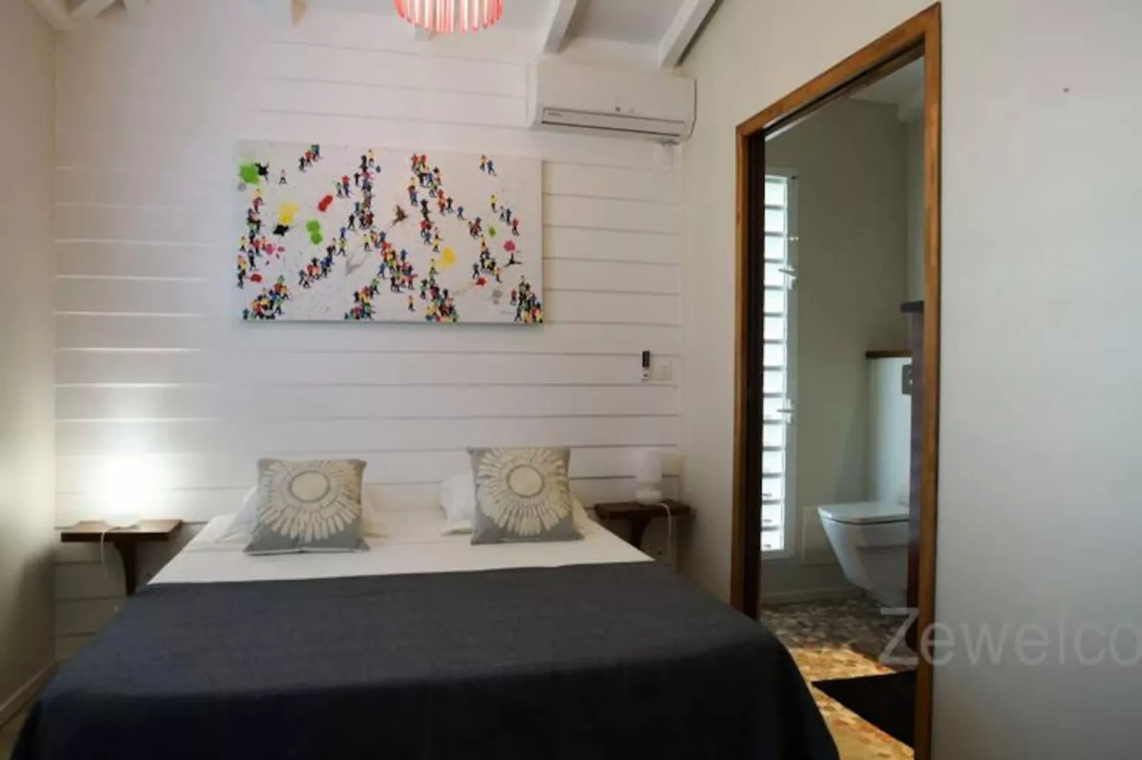 Villa Sea Side-Image-tags.