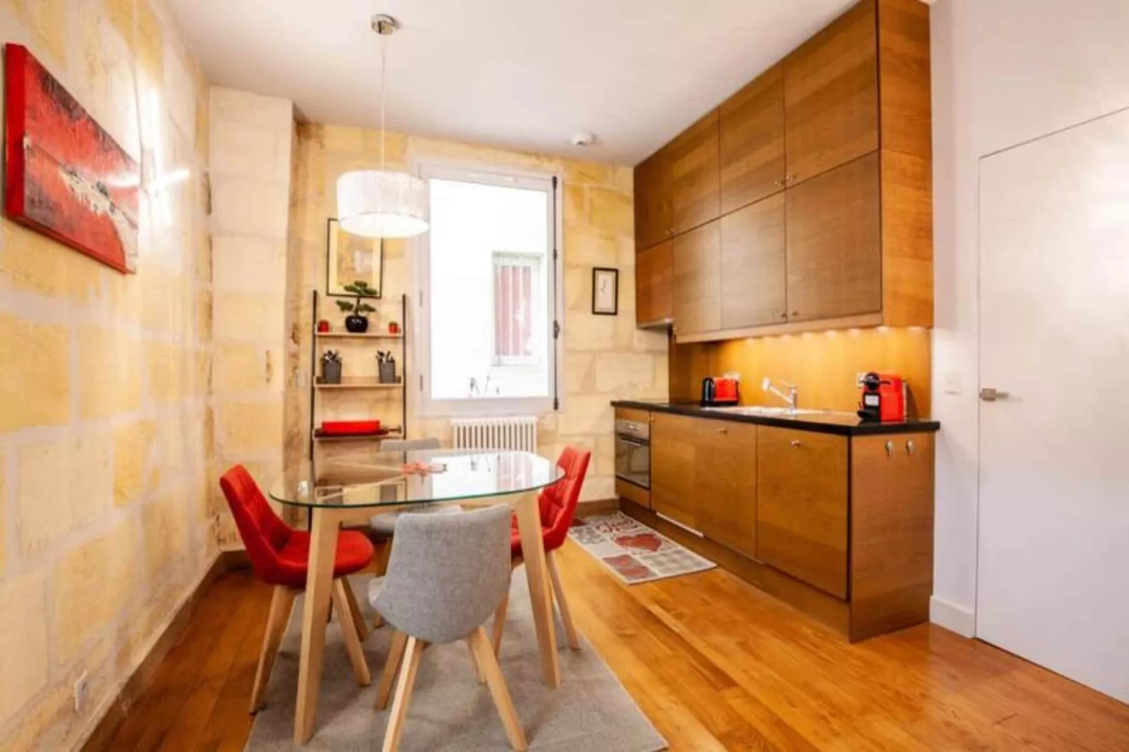 Superbe Appartement &agrave; La Belle Pierre Pour 4 Dans La Rue Des Antiquaires-Buitenkant zomer