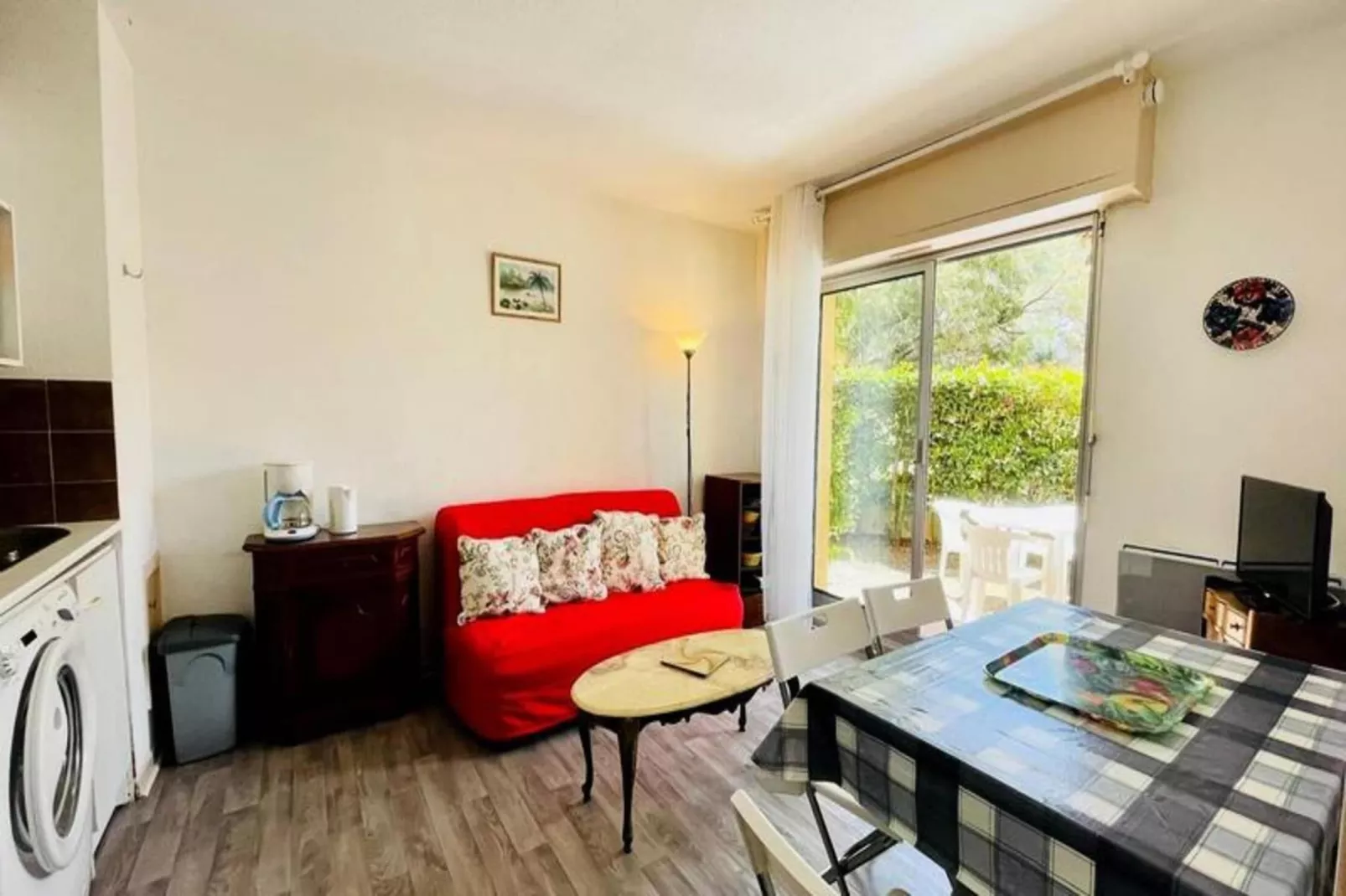 Résidence La Croisette-Buitenkant zomer