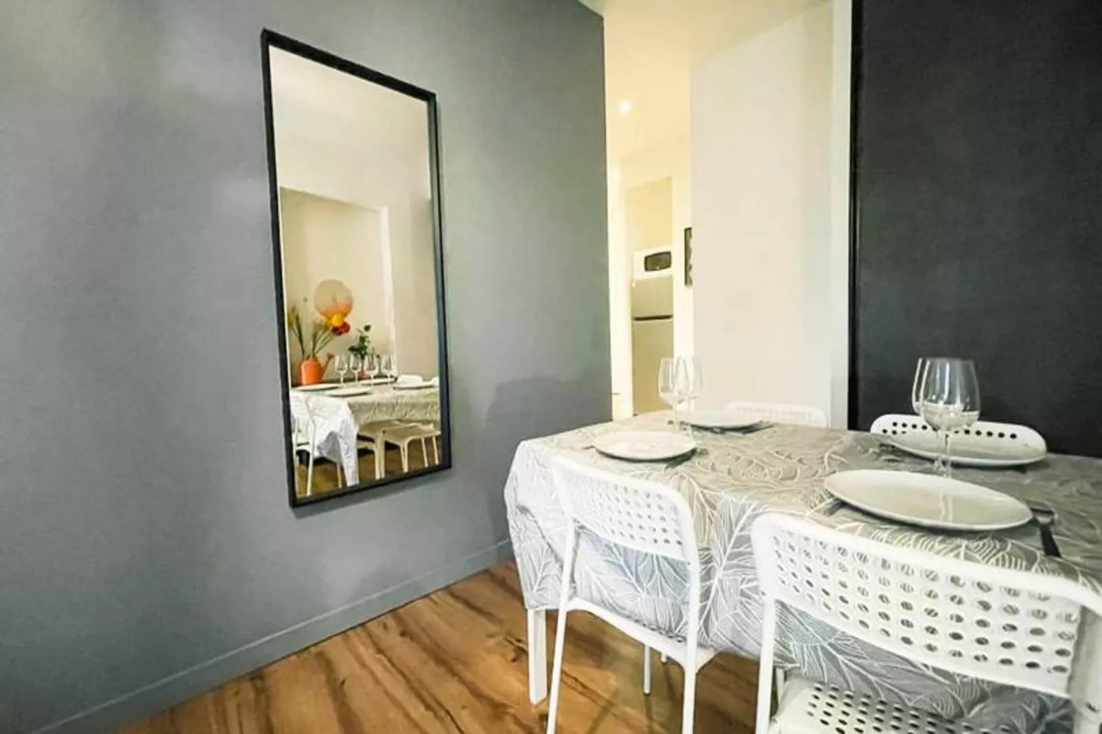 | Le Rochambeau 🎭 L'aigle | Vallier Lib&eacute;ration |-Eetkamer