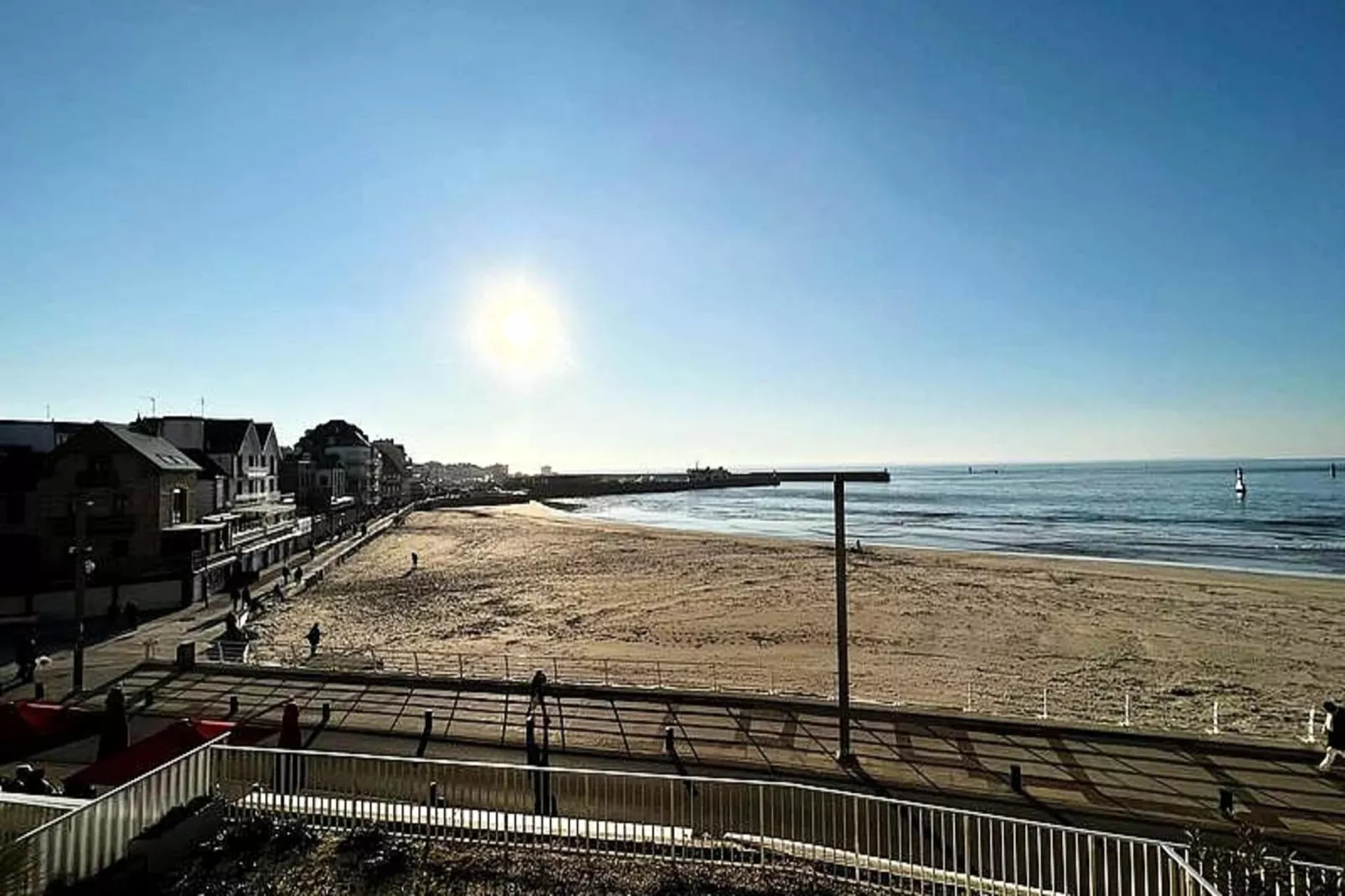 Résidence Sables D'or-Uitzicht zomer