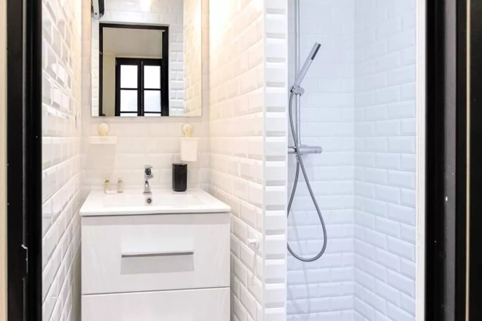 Superbe Maison Au Coeur De La Ville &agrave; Deux Pas De La C&ocirc;te Des Basques-Badkamer