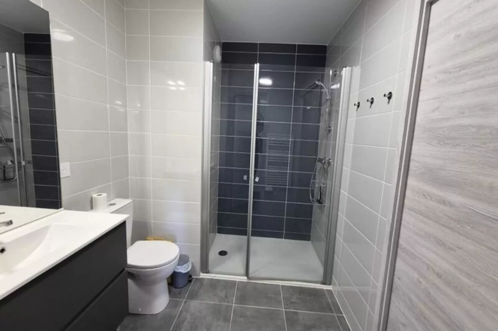 Spacieux Appartement Au Pied Des Pistes-Image-tags.