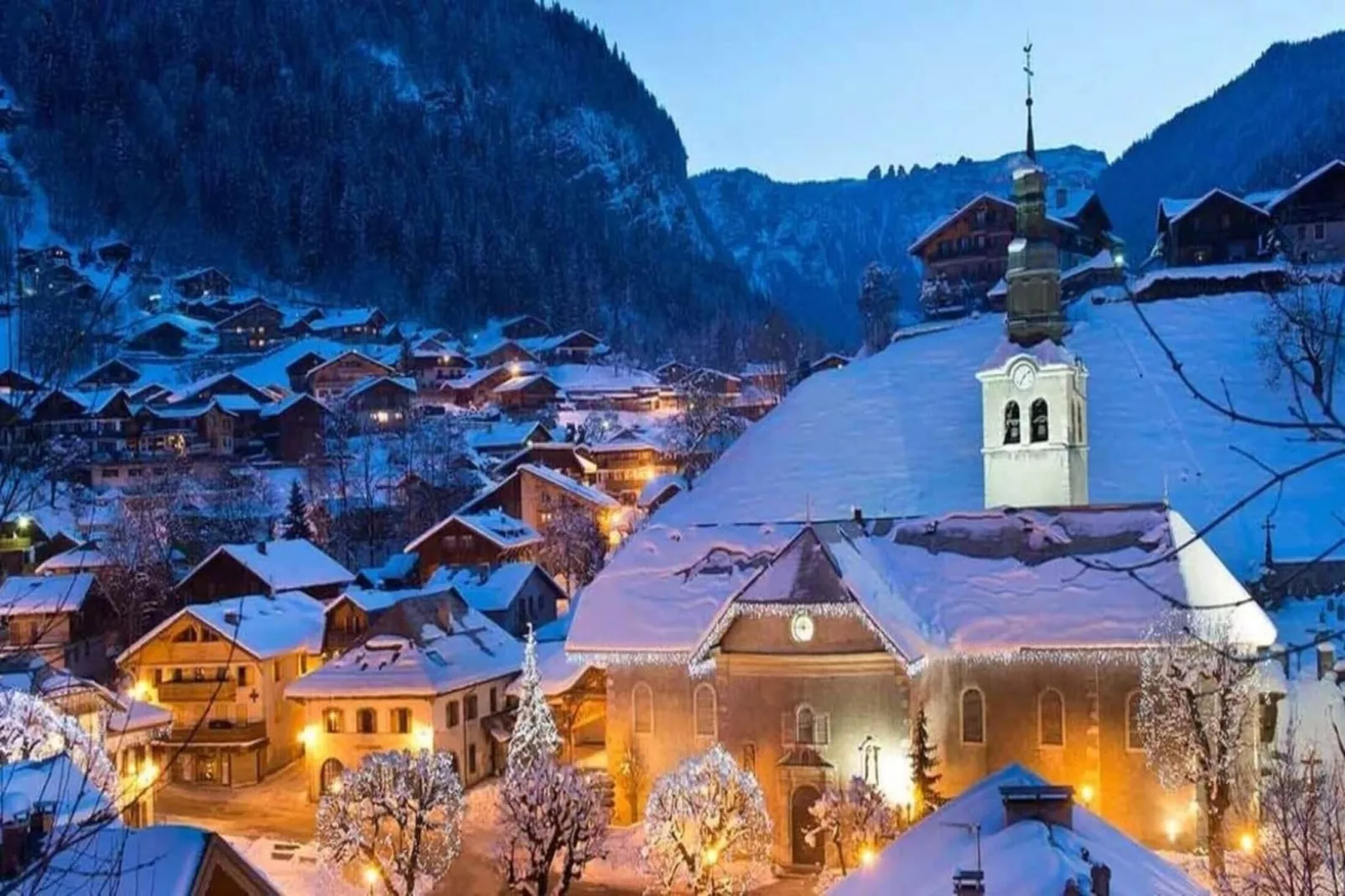 Résidence Le Picaron-Buitenkant zomer