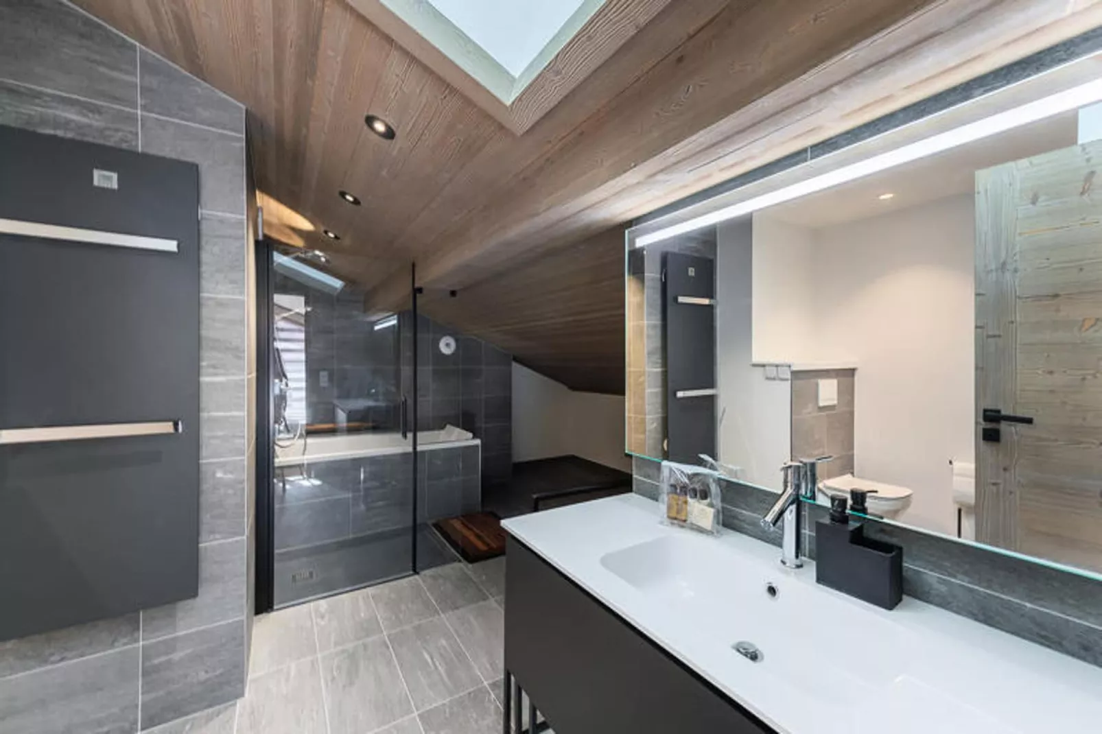 Résidence Stallion A-Badkamer