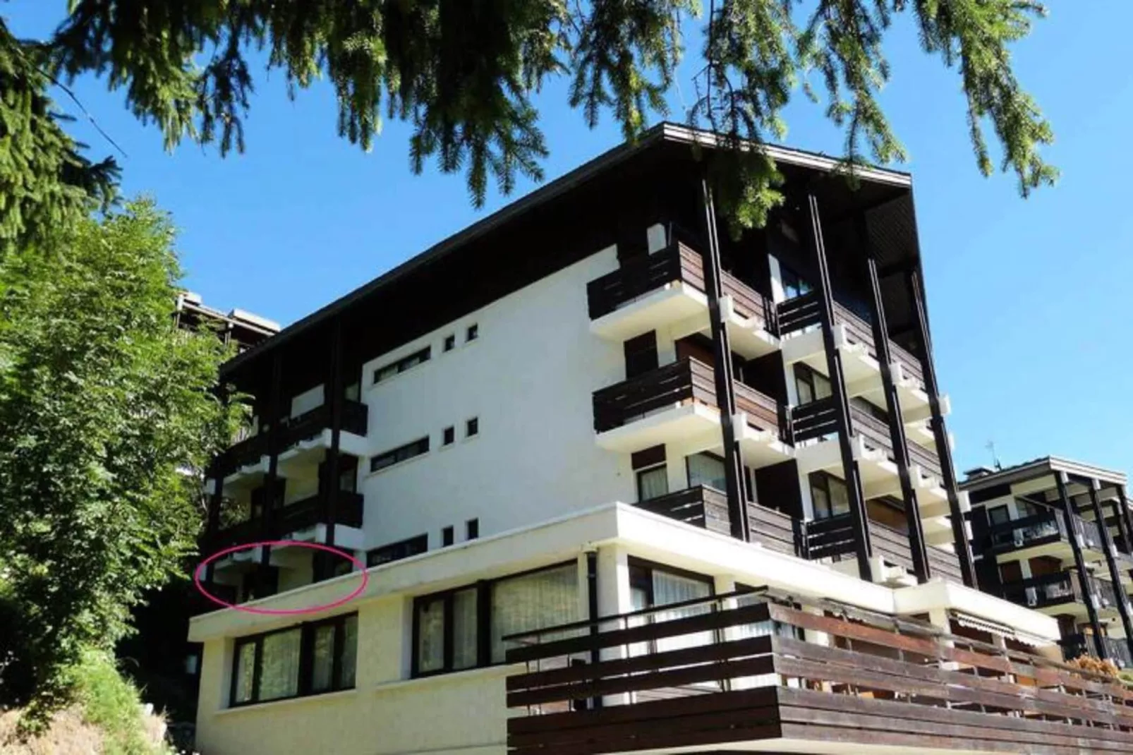 Résidence Viking-Buitenkant zomer