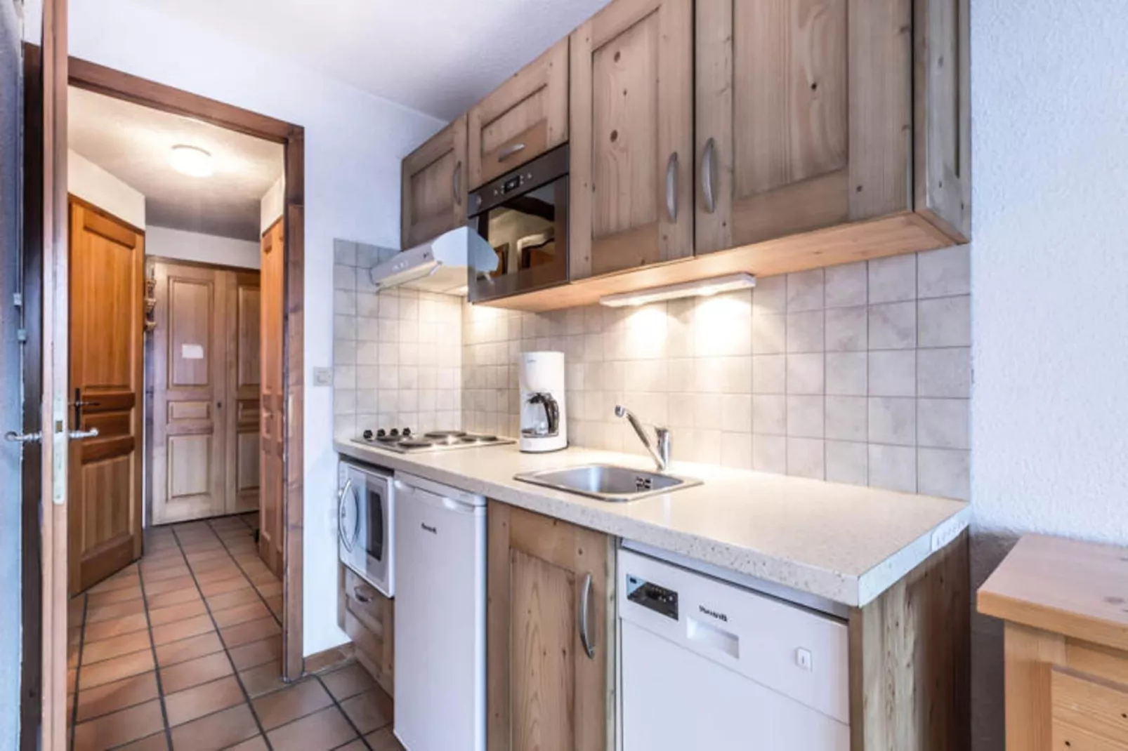 Résidence Domanial A-Buitenkant zomer