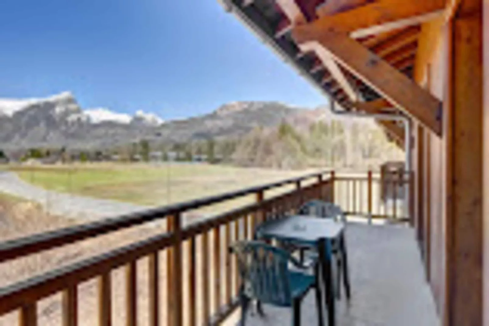 Résidence Odalys Le Buet**-Buitenkant zomer