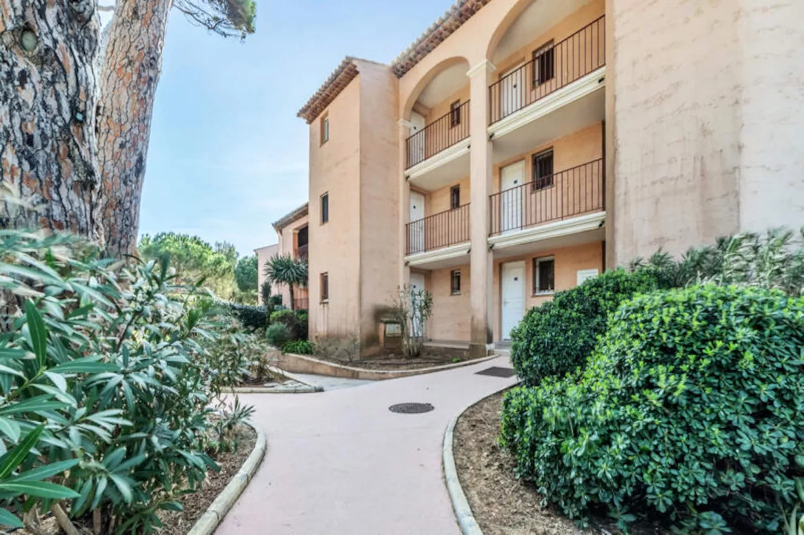 Résidence La Pinède - maeva Home-Image-tags.