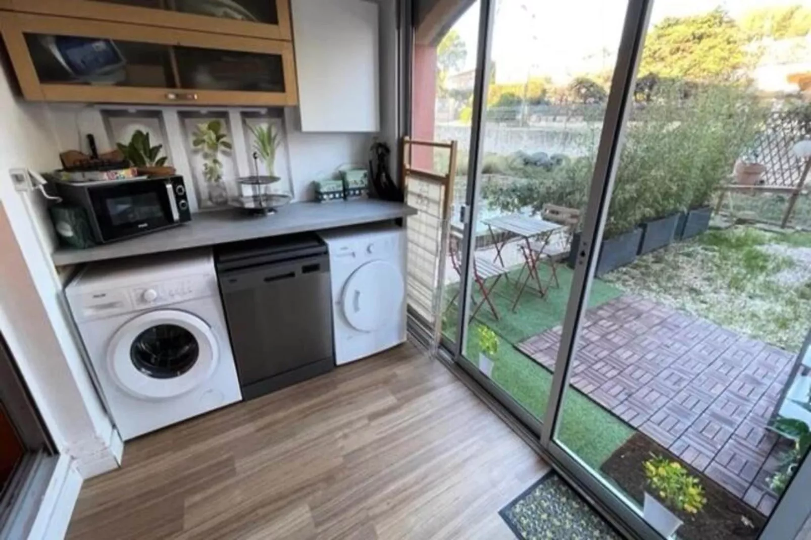 Résidence Frégate-Buitenkant zomer